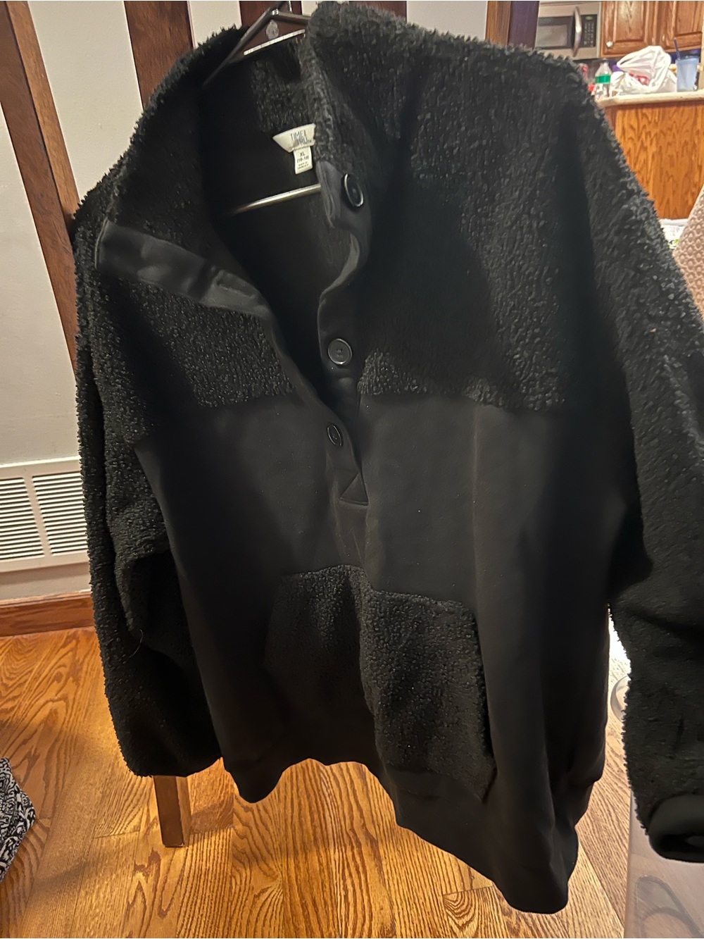 Time and Tru Black Sherpa Pullover Jacket
